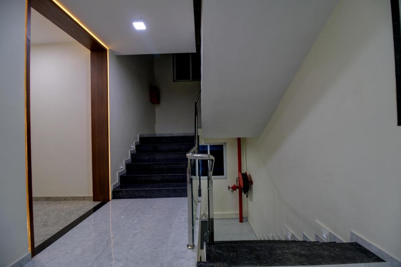 Hotel Mourya Residency Navi Mumbai Luaran gambar