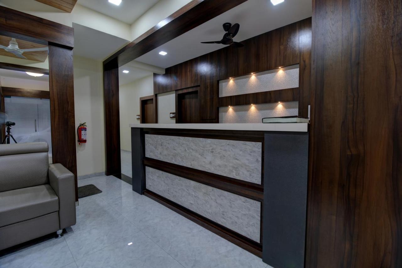 Hotel Mourya Residency Navi Mumbai Luaran gambar